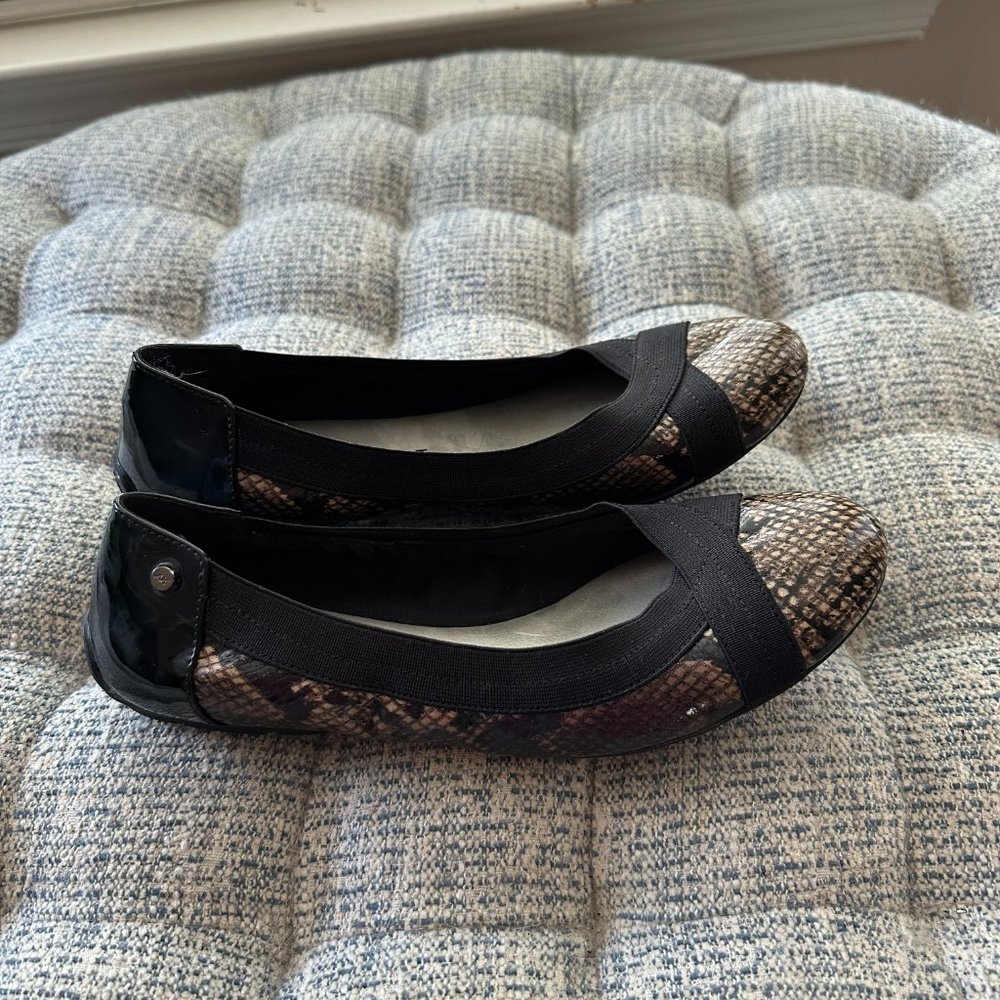 ANNE KLEIN AK SPORT Black & Snakeskin AK7 INSURE Ballet Flats Stretch leather